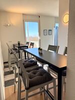 Küche Bar (Wohnung B) Küche Bar (Wohnung B)