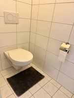 separate Toilette (Wohnung A) separate Toilette (Wohnung A)