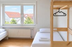 3 Schlafzimmer mit Balkon nähe Flughafen Bild 1 3 Schlafzimmer mit Balkon nähe Flughafen Bild 1
