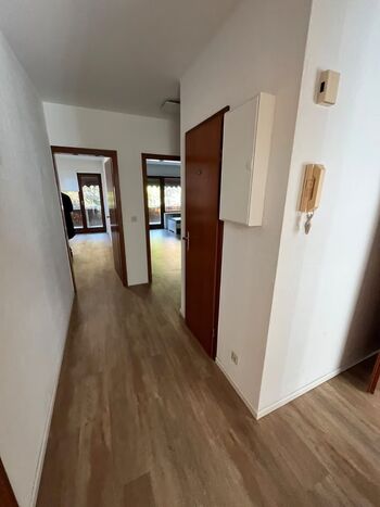3-Zimmer-Wohnung für bis zu 6 Personen mit Balkon und EBK 3-Zimmer-Wohnung für bis zu 6 Personen mit Balkon und EBK