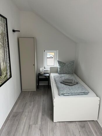 Einzelzimmer OG Einzelzimmer OG