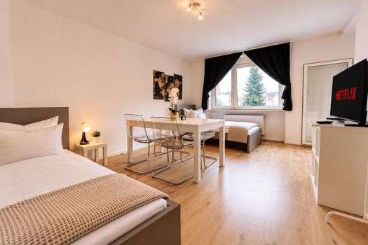 Workerslodge Krefeld Apartment für 6 Gäste mit Garage & Balkon Bild 1 Workerslodge Krefeld Apartment für 6 Gäste mit Garage & Balkon Bild 1
