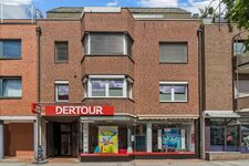 Hausfront Hausfront