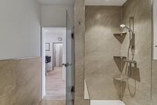 Dusche Dusche