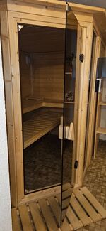 Sauna gegen Aufpreis 10EUR/Stunde für Entspannung am Abend Sauna gegen Aufpreis 10EUR/Stunde für Entspannung am Abend