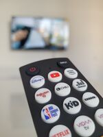 Smart TV mit Youtube Disney Funktionen Smart TV mit Youtube Disney Funktionen