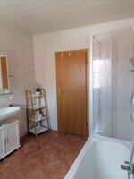 Bad, Dusche, Badewanne Bad, Dusche, Badewanne
