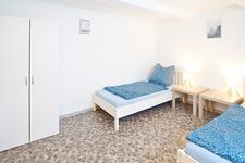 Praktisch schlafen nur 12 min. bis Göttingen mit PKW Bild 17 Praktisch schlafen nur 12 min. bis Göttingen mit PKW Bild 17