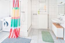 Praktisch schlafen nur 12 min. bis Göttingen mit PKW Bild 14 Praktisch schlafen nur 12 min. bis Göttingen mit PKW Bild 14
