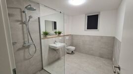 MH19 / TOMASZ-LIVING in OBERHAUSEN - Flexible Anreise + TV Bild 6 MH19 / TOMASZ-LIVING in OBERHAUSEN - Flexible Anreise + TV Bild 6