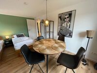 Haus mit 3 Wohnungen bis 16 Personen Bild 1 Haus mit 3 Wohnungen bis 16 Personen Bild 1