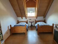 2. Zweibettzimmer mit 100 cm Betten 2. Zweibettzimmer mit 100 cm Betten