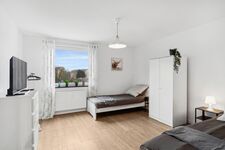 Schlafzimmer 2 (AZ04) Schlafzimmer 2 (AZ04)