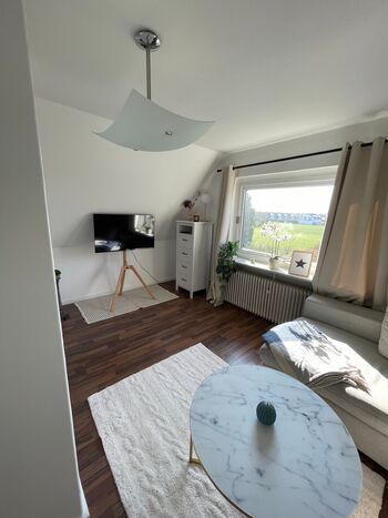 Wohnzimmer mit Couch Wohnzimmer mit Couch