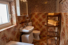 Badezimmer zu Zimmer 2 Badezimmer zu Zimmer 2