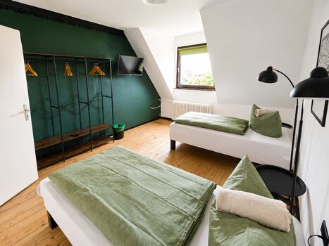 Ganzes Haus für Sie allein 12 Personen Parkpl. Wlan, Grill, Smart Bild 4 Ganzes Haus für Sie allein 12 Personen Parkpl. Wlan, Grill, Smart Bild 4