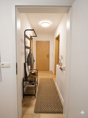 Möblierte 1-Zimmer Wohnung in Neumarkt Picture 4 Möblierte 1-Zimmer Wohnung in Neumarkt Picture 4
