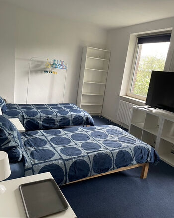 Tolle Monteuerwohnung für Gruppen von 4-7 Personen Tolle Monteuerwohnung für Gruppen von 4-7 Personen