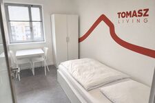 BLN06 / TOMASZ-LIVING in BERLIN OST Bild 18 BLN06 / TOMASZ-LIVING in BERLIN OST Bild 18