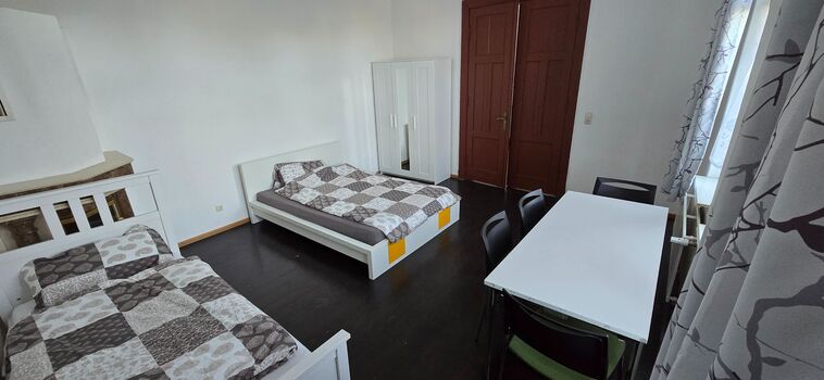 Kurzzeitmiete: Große 150 m² Wohnung im Zentrum Rostock Kurzzeitmiete: Große 150 m² Wohnung im Zentrum Rostock