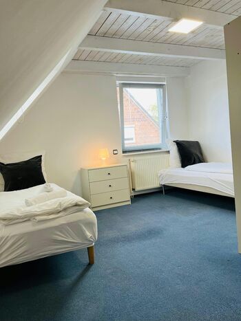 Großes Haus in Winsen – 3 separate Wohnungen für 6, 8 o 10 Picture 2 Großes Haus in Winsen – 3 separate Wohnungen für 6, 8 o 10 Picture 2