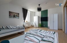 Schlafzimmer 3 mit zwei Einzelbetten, Sitzecke und Smart TV Schlafzimmer 3 mit zwei Einzelbetten, Sitzecke und Smart TV