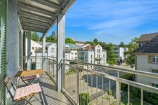 jede Wohnung hat einen eigenen Balkon jede Wohnung hat einen eigenen Balkon