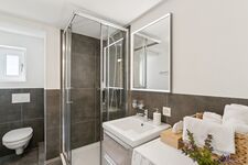 Moderne Badezimmer mit Duschen Moderne Badezimmer mit Duschen
