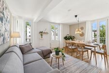 großzügiges Wohnzimmer großzügiges Wohnzimmer