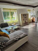 Großes XXL-Sofa Großes XXL-Sofa