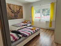 Schlafzimmer 3 - 2 Einzelbetten + Kleiderschrank Schlafzimmer 3 - 2 Einzelbetten + Kleiderschrank