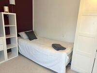 Langenhagen, 4 Schlafzimmer, Stellplatz, Anbindung A2 und A7 Picture 4 Langenhagen, 4 Schlafzimmer, Stellplatz, Anbindung A2 und A7 Picture 4