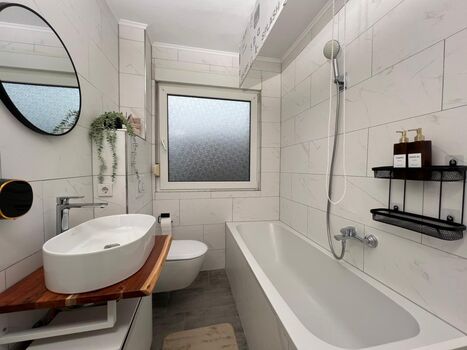 Traumhafte 3 Zimmer Ferienwohnung mit Balkon Bild 4 Traumhafte 3 Zimmer Ferienwohnung mit Balkon Bild 4