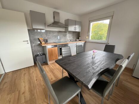 Traumhafte 3 Zimmer Ferienwohnung mit Balkon Bild 5 Traumhafte 3 Zimmer Ferienwohnung mit Balkon Bild 5