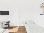 Weitere Ansicht Schlafzimmer links Weitere Ansicht Schlafzimmer links