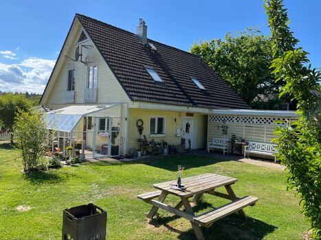 Lüly Bild 4 Lüly Bild 4