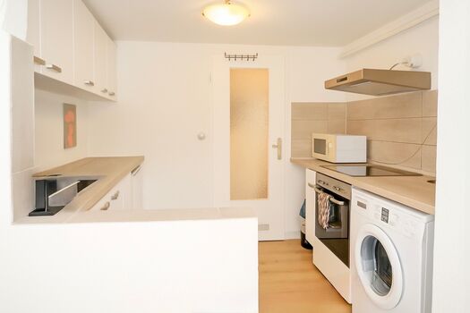 Frisch renovierte 2 Zimmer Wohnung Frisch renovierte 2 Zimmer Wohnung