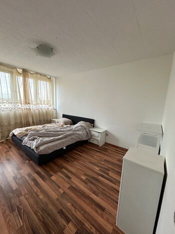 Wohnung in Alte Gladbacher Straße, Krefeld Wohnung in Alte Gladbacher Straße, Krefeld