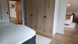 Schlafzimmer 3 OG mit Einzel und Doppelbett Schlafzimmer 3 OG mit Einzel und Doppelbett