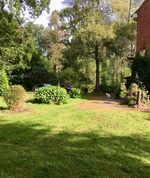 Parkplätze stehen direkt vor dem Haus zur Verfügung. Parkplätze stehen direkt vor dem Haus zur Verfügung.