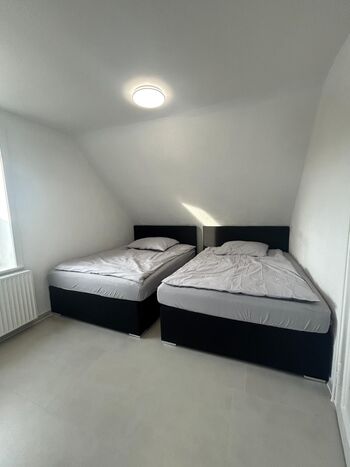 Unterkunft / Haus bei Hannover-Seelze bis 20 Person nahe A2 Bild 2 Unterkunft / Haus bei Hannover-Seelze bis 20 Person nahe A2 Bild 2