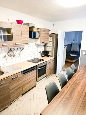 Krefeld House für 8 Pers. - (20 Min. bis nach Düsseldorf) Bild 2 Krefeld House für 8 Pers. - (20 Min. bis nach Düsseldorf) Bild 2