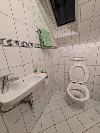 WC DG WC DG