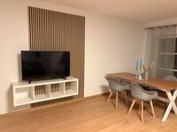 Stilvolle Fewo mit großem, modernem Wohn-Esszimmer und offen Bild 1 Stilvolle Fewo mit großem, modernem Wohn-Esszimmer und offen Bild 1