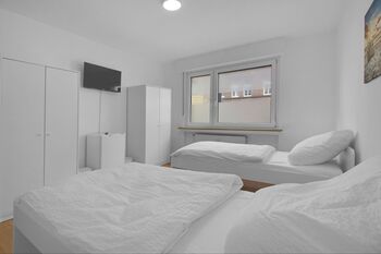 Apartments in Gelsenkirchen- voll ausgestattet mit top Lage! Picture 5 Apartments in Gelsenkirchen- voll ausgestattet mit top Lage! Picture 5