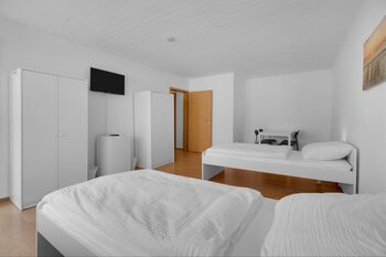 Apartments in Gelsenkirchen- voll ausgestattet mit top Lage! Picture 4 Apartments in Gelsenkirchen- voll ausgestattet mit top Lage! Picture 4