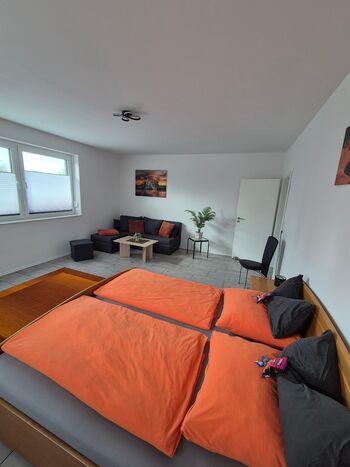 4 Gästezimmer in ruhigem Haus 4 Gästezimmer in ruhigem Haus