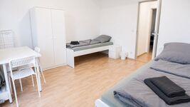 Apartments in Kabelsketal 15Min Flughafen, Porsche, Halle, Brehna, BMW Bild 19 Apartments in Kabelsketal 15Min Flughafen, Porsche, Halle, Brehna, BMW Bild 19