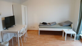 Apartments | 15 Min Flughafen, Porsche, Halle, Brehna, BMW Bild 18 Apartments | 15 Min Flughafen, Porsche, Halle, Brehna, BMW Bild 18