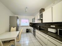 Monteurwohnung in Recklinghausen, 3 Zimmer, 7 Betten, Parken Bild 5 Monteurwohnung in Recklinghausen, 3 Zimmer, 7 Betten, Parken Bild 5